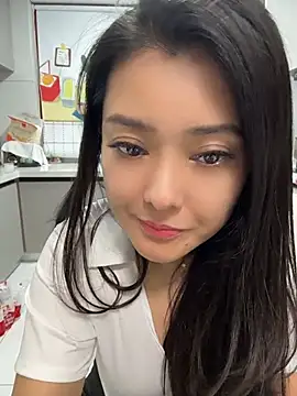 Yueyue181 - 乳交鸡吧1分钟
