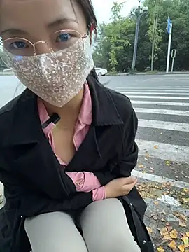Richuan - 马路边要不要叫出来