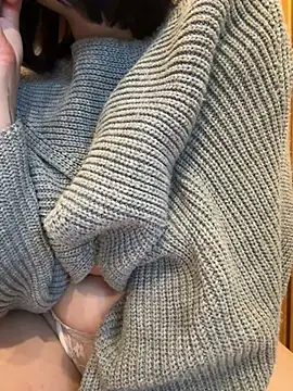 YourLittleDevil - take off her panties