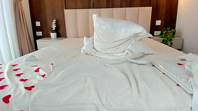 Saradiamond1 - Cumshow