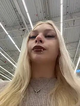 AngelinaTous - I'll show my ass + spank 5 times🍑