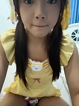 Youbaby-Love - 爸爸帮女儿揉阴蒂