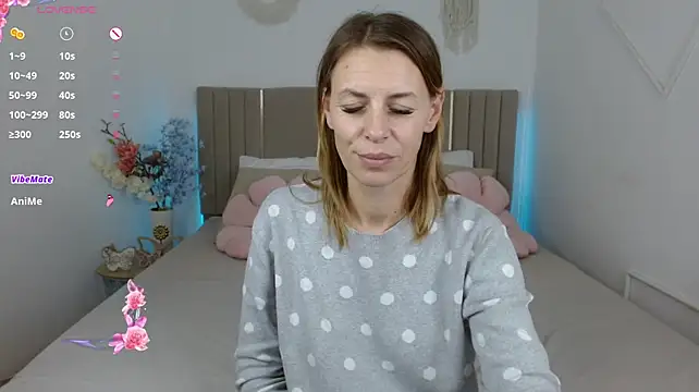 Bellacandyy - show tits