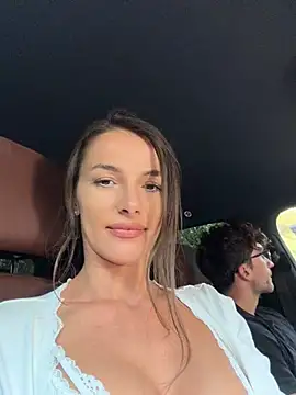 Fit_vic - Naked outside? Next fuck outside squirt?