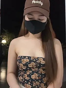 My_Melodyy - Make me pussy cum in public garden 🪴 😈
