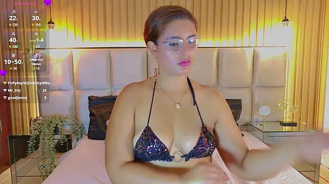 BellaaGrace - undress me