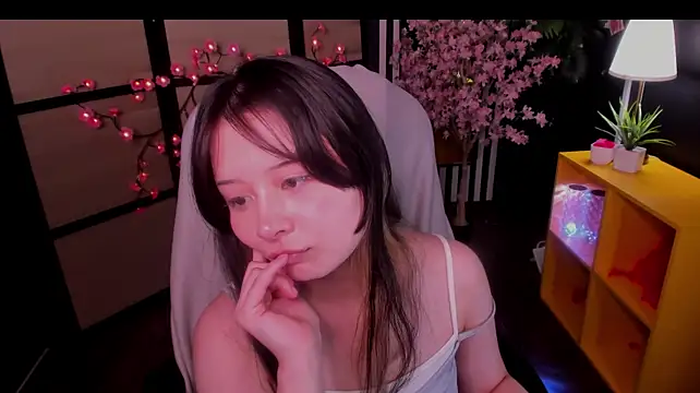 May_Ling - show the color of my underwear