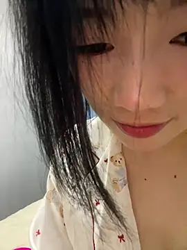 Youyouaini - 阳台漏胸