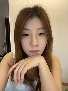 YoYo_3693 - 生理期，抽插任务做不了～