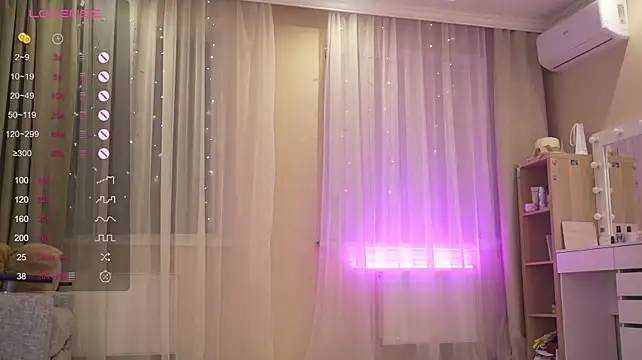 Bananalizzy - Play with pussy close in doggy ♡