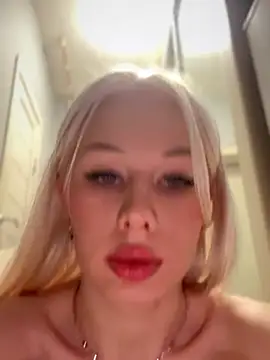 LaraHollywood - Naked sweet hot body😈🎁LT