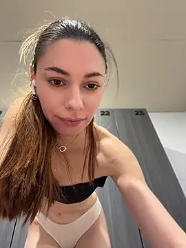 AmelieCrystal - lets take off my bra >_<