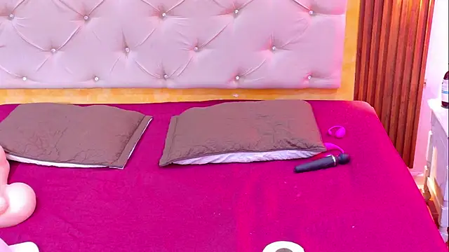 Amabel_zambrano - remove the caps from my nipples