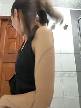 IvyLove7 - FINGERING FOR YOU ON THE FLOOR