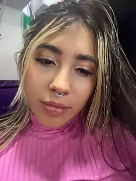 ManuelaVeeleez