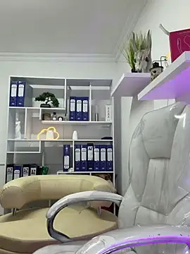VictoriaSalazar_ - Fuck my tits.