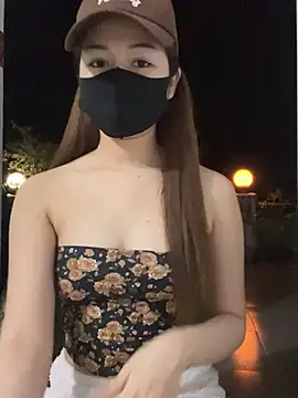 My_Melodyy - Make me pussy cum in public garden 🪴 😈