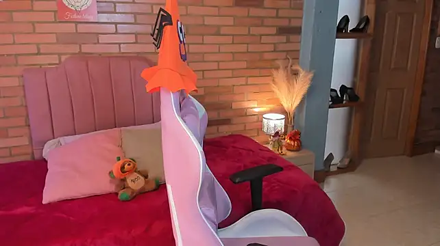 Amy_joones - 🔥🍑Twerking in bed (flashass)