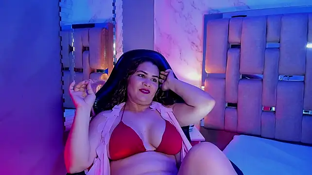 Anna-Sousa - Ctrlx1min Baby play with my senses🥵😈