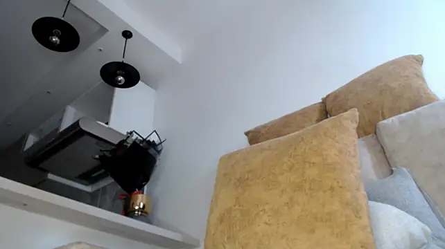 Trissa_Benson - Get naked