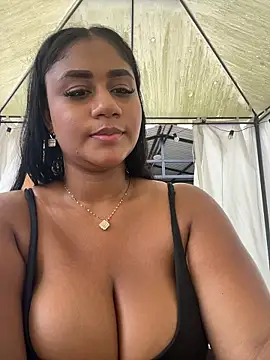 NayTorres - PLUG ANAL IN PUBLIC AND FUCK PUSSY
