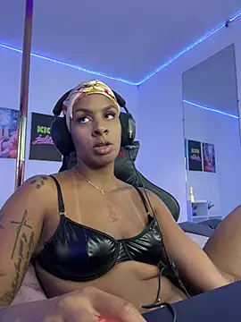 Julixxx22 - 4 finger pussy