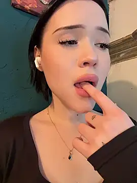 Kitty_sixseven - MASSAGE BOOBS + PINCH NIPPLES