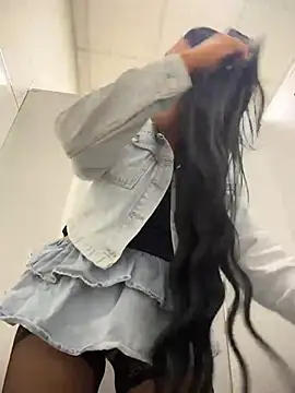 Tisha_Busty