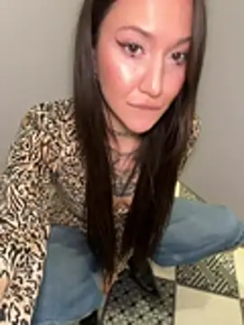 SaintSquirt - panties off+walk out naked in library🥵