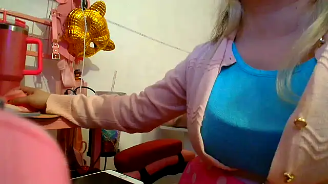 PrincessKDoll - BIRTHDAY WISHES ORGASMS