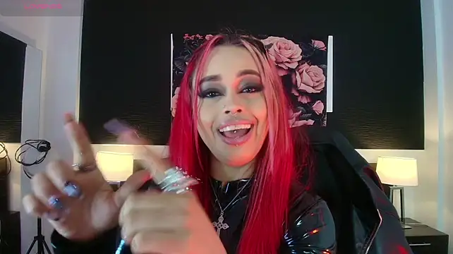 EvaaFoxxy1