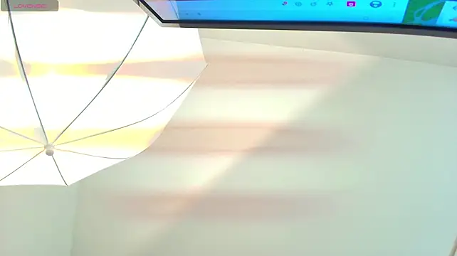 Linda_morgan1 - GLASS DILDO IN PUSSY