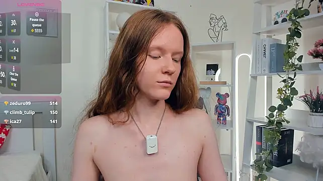 ZaraBluitt - suck foot finger <3
