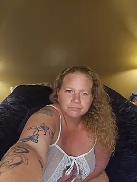 Goldiloxs82 - Fully nude