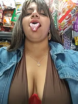 Ivy_enjoy - Off brac And oil in public