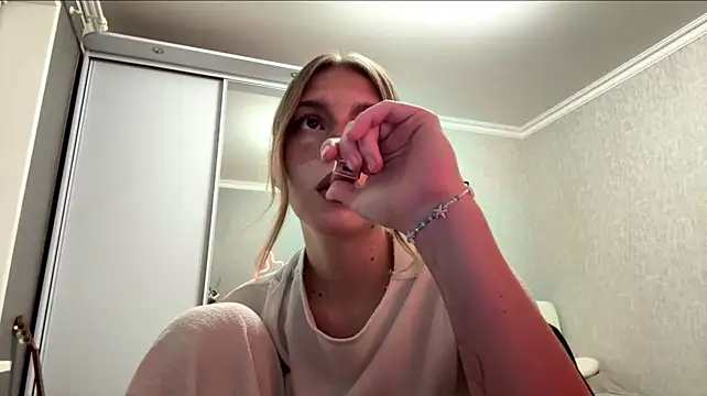 LatishaKrauel - Tease with top and boob