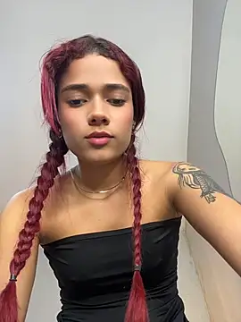 Amber_sparkle - play with plug and open ass 💖😈