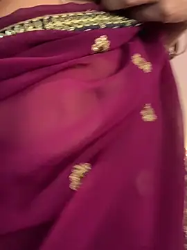 Anandacute2 - Fingering in Saree