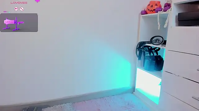 NinaInk - 2 chain balls in ass