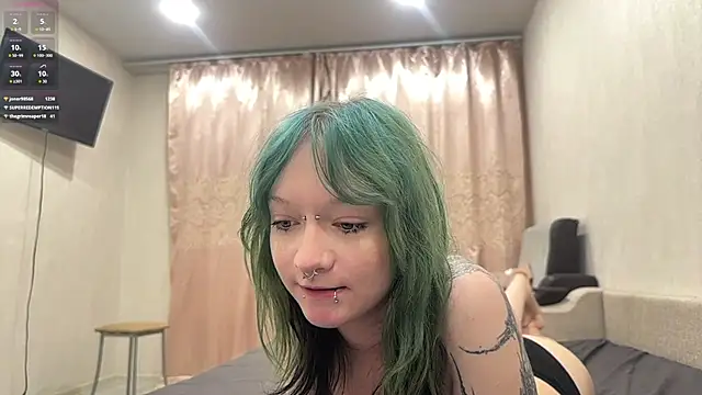 CrystalXross - cum show