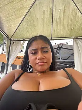 NayTorres - PLUG ANAL IN PUBLIC AND FUCK PUSSY