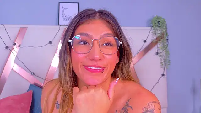 LiaaMoretti__ - GREAT CUM