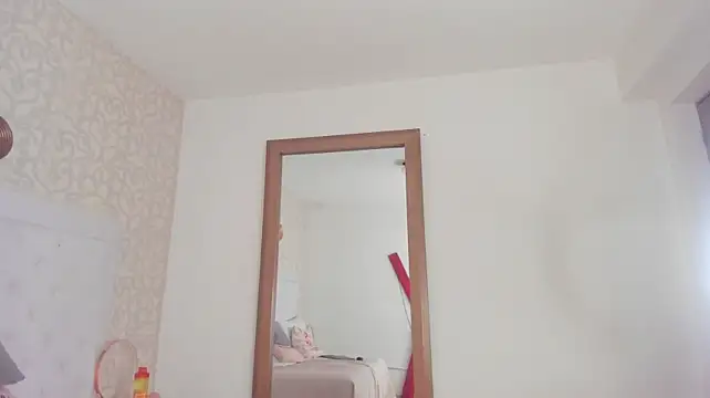 Camila_black__ - Dildo in pussy (public)
