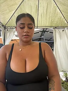 NayTorres - PLUG ANAL IN PUBLIC AND FUCK PUSSY