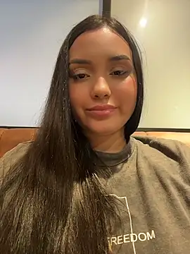Sara-cherry - SHOW TITS 🍒
