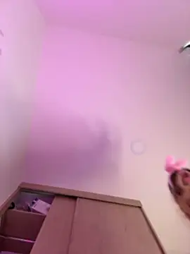Lola-Blondie - make bunny jump front on u