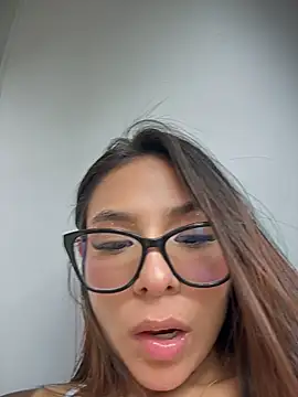 Amira_cute2