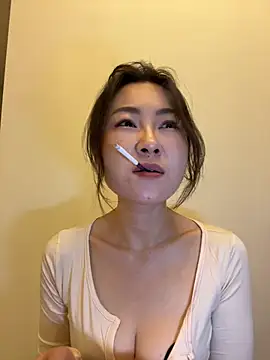 Eva10069 - 🎙️KTV大厅拉尿