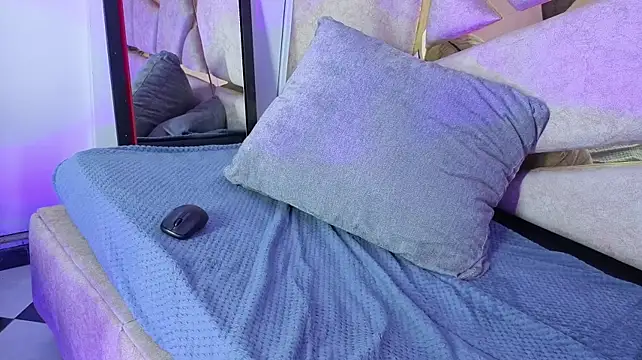 Violeta_munss - SUCK MY FEET + LOT SALIVA