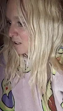 Bella_Squirts - Oil tits up lt 2 min ctrl